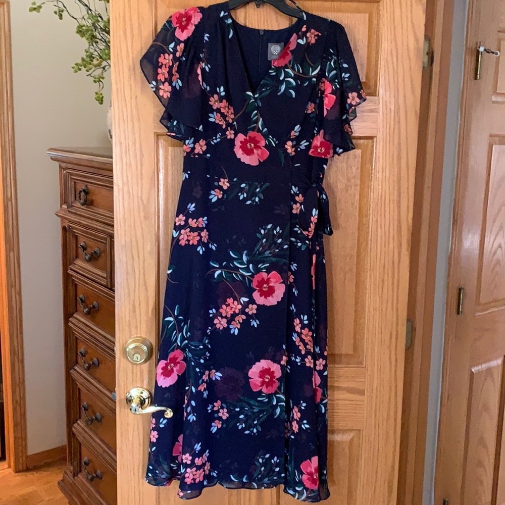 Vince Camuto - floral wrap dress
